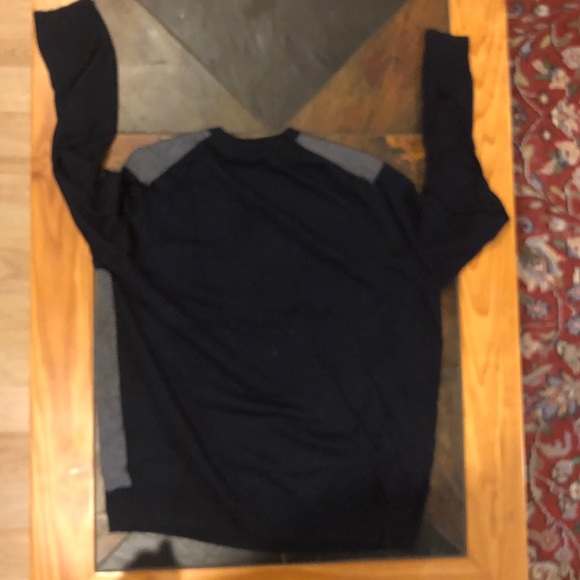 Brooks Brothers V Neck Sweater - Picture 4 of 4